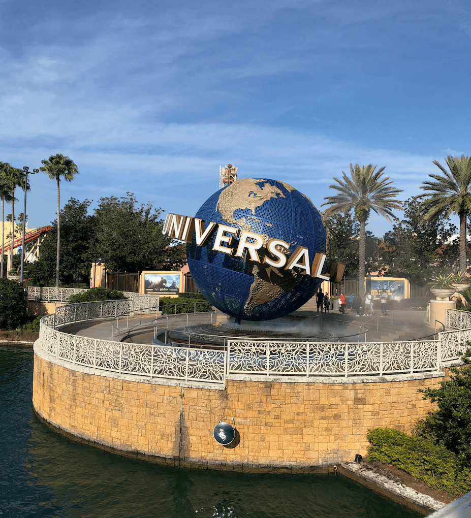 Globo da entrada da Universal Studios Orlando